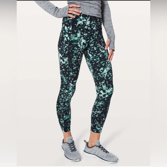 Lululemon Fast & Free 7/8 Tight II *Nulux 25" - Picture 1 of 10